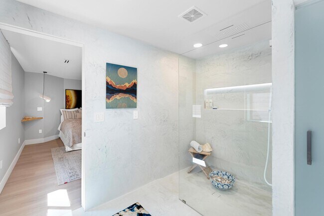 Building Photo - 11477 Gracey Ln