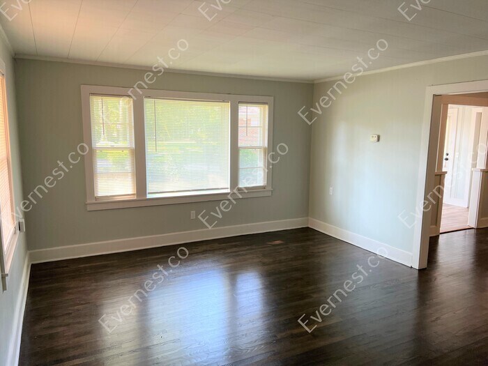 Building Photo - 795 Heflin Ave E