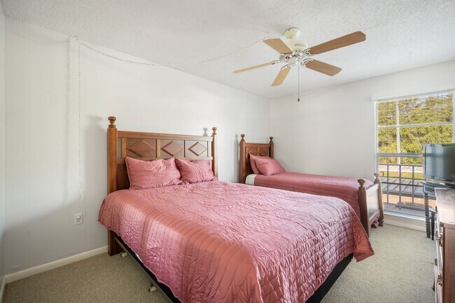 Building Photo - Fully Furnished 2BR/2BA Condo in Premier 5...