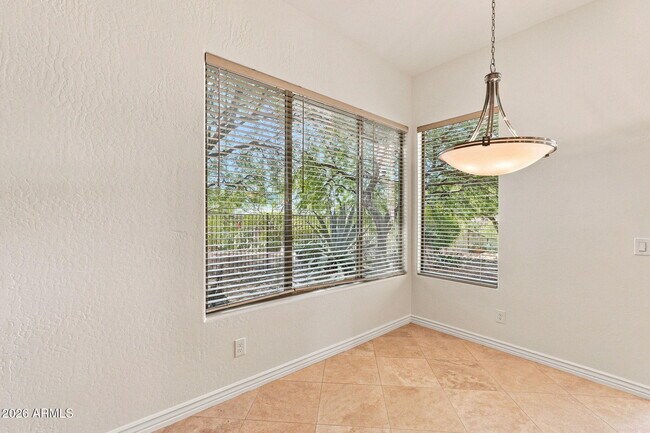 Building Photo - 9800 E Lofty Point Rd