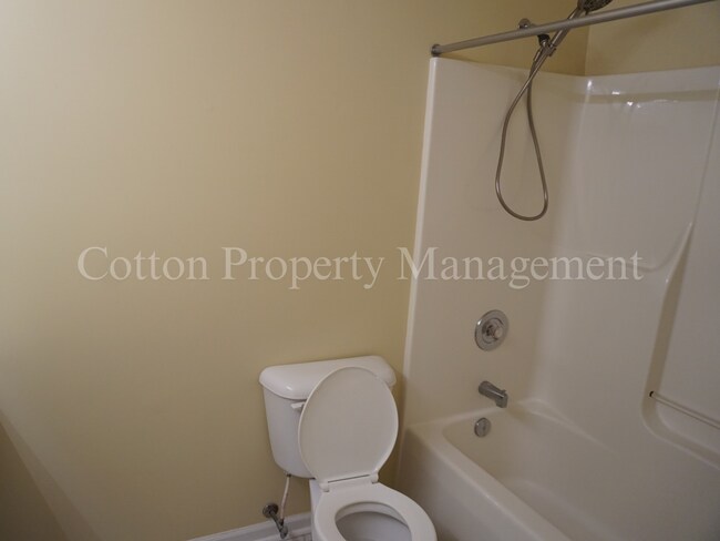 Building Photo - 4604 Song Sparrow Ct