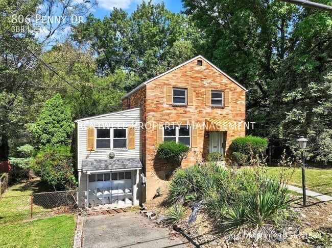 Primary Photo - 806 Penny Dr