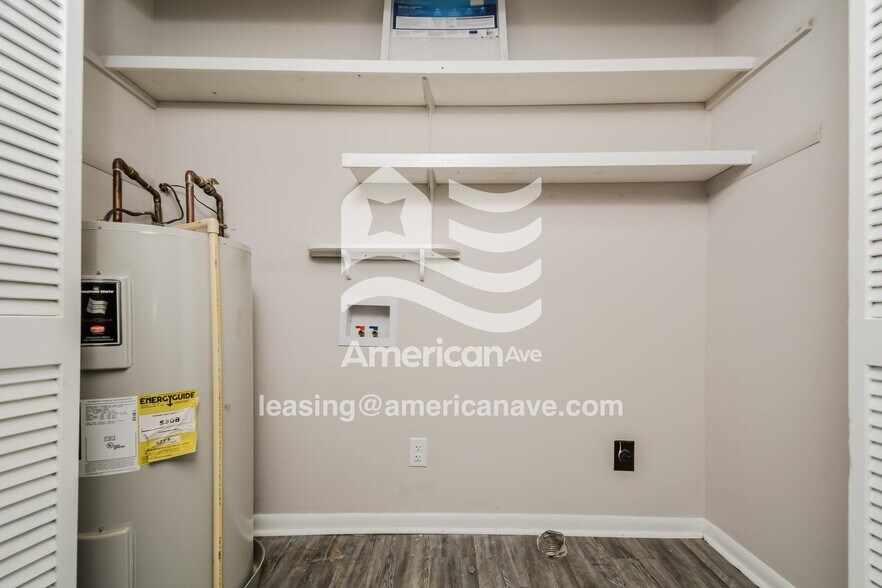 Building Photo - 1609 Hickoryridge Ct