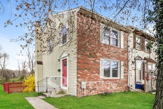 Building Photo - The Lifestyle You Deserve.