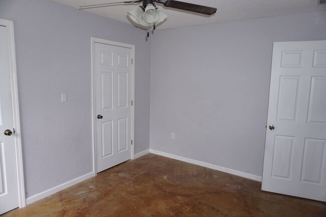 Building Photo - 314 SW 3rd St