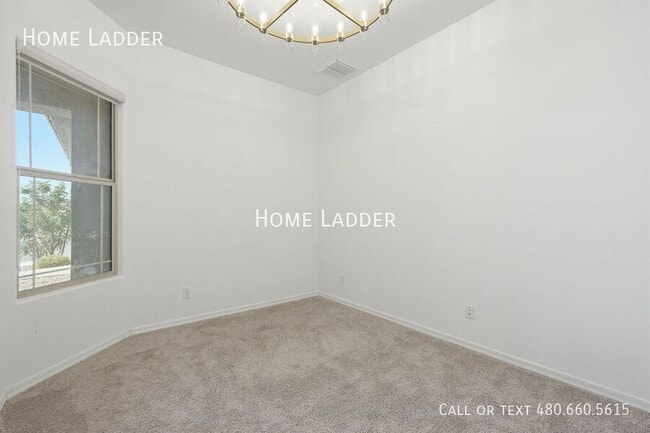 Building Photo - 10812 E Tesla Ave