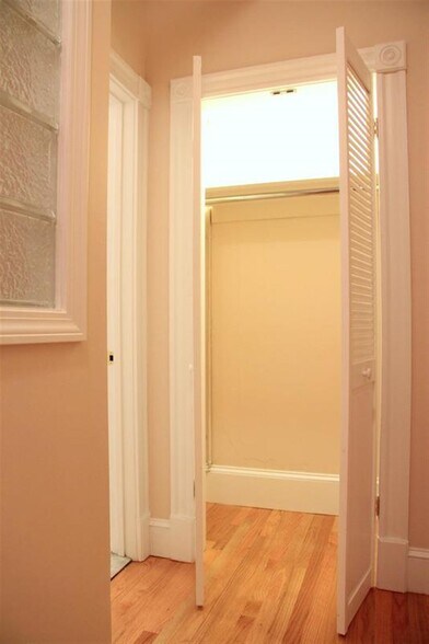 Building Photo - 878 Massachusetts Ave