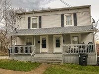 Building Photo - Kenmore 5th St. Duplex