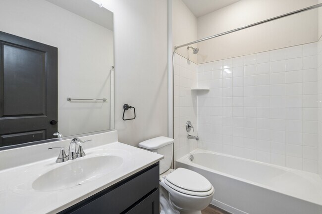 Building Photo - 7202 Mountaineer Dr