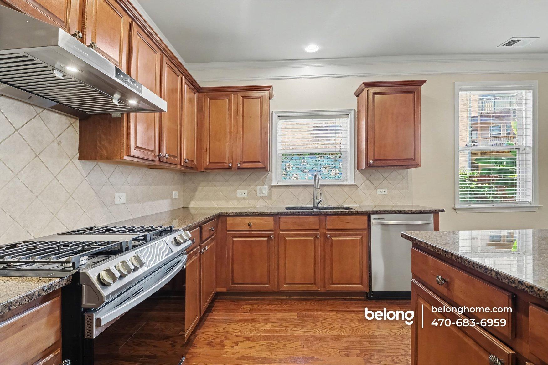Building Photo - 824 Autry Oak Ct