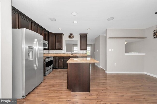 Building Photo - 7 New Gate Ct