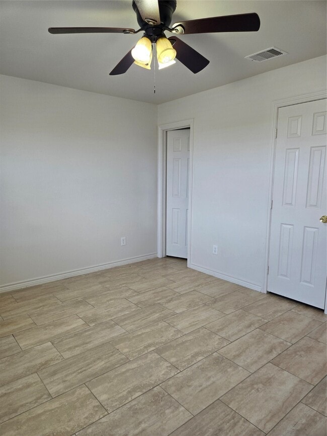 Building Photo - 2724 Avenue D