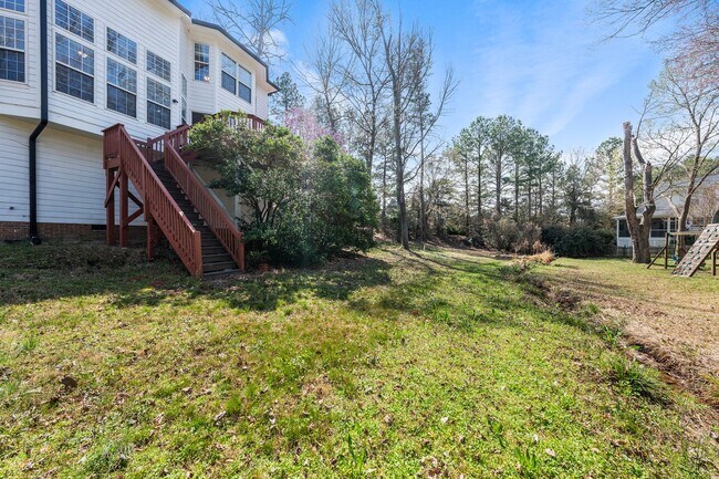 Building Photo - July Move-in, Cary Park!