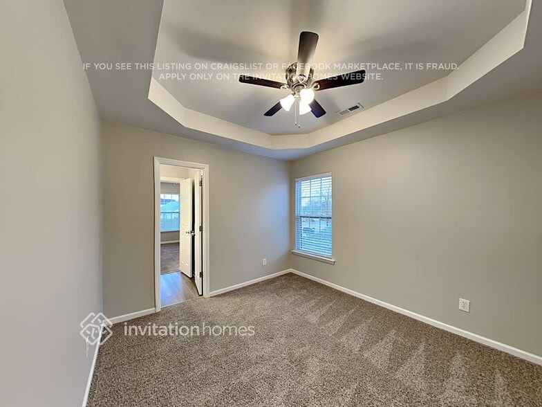 Building Photo - 720 Red Oak Tree Dr