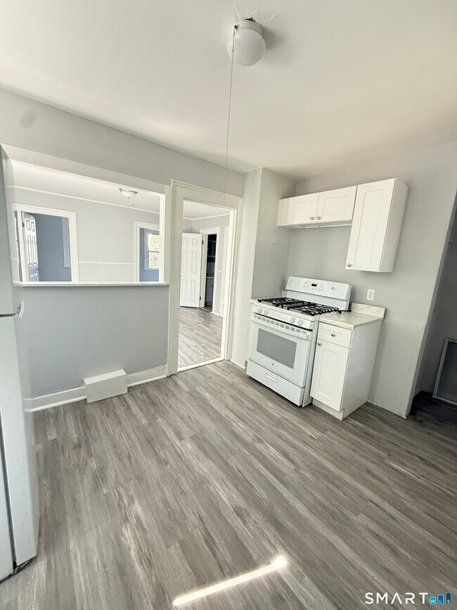 Building Photo - 93 Tremont St