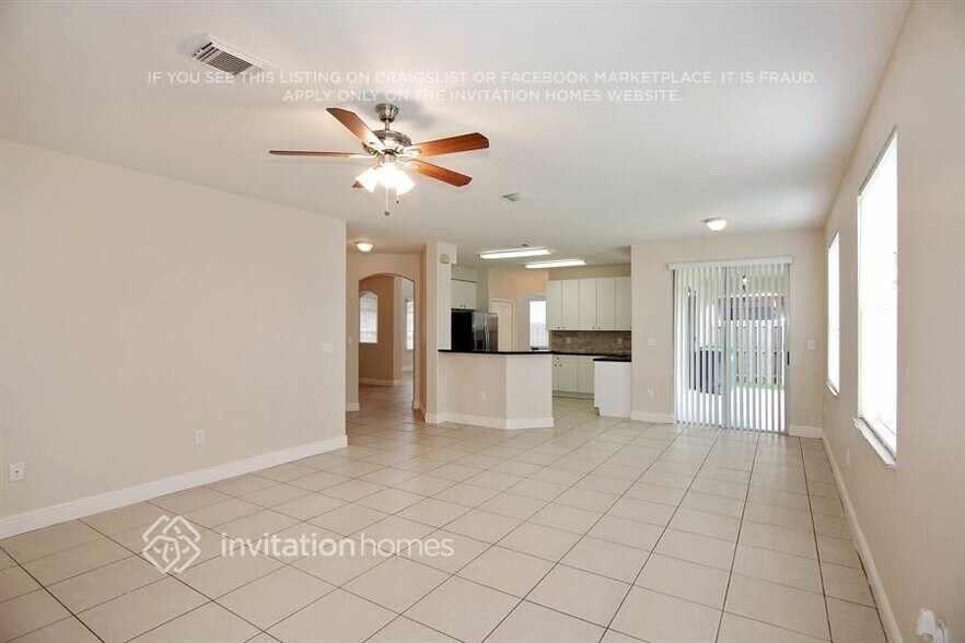 Building Photo - 12433 SW 122nd Ct