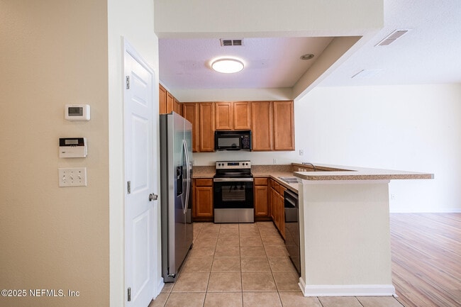 Building Photo - 5719 Parkstone Crossing Dr