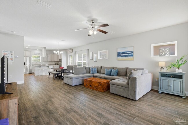 Building Photo - 7967 Double Gate Dr