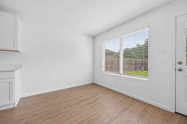 Building Photo - 17938 Becker Lndg Dr