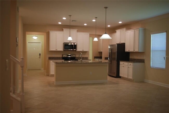 Building Photo - 12875 Strode Ln