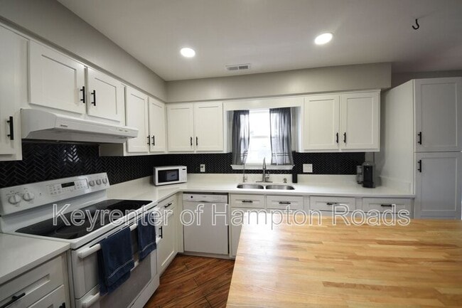 Building Photo - 1197 Dovetail Ct