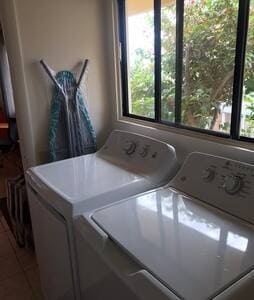 Laundry Room - 999 Kaahue St