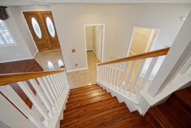 Building Photo - 7350 Legacy Pl