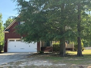 Building Photo - 4 Bed/2.5 Bath Home - Desirable Glen Laurel Subdivision - CBA School District