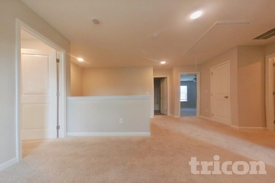 Building Photo - 80 Leyland Ct