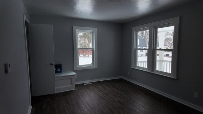 Building Photo - 526 Gridley Ave