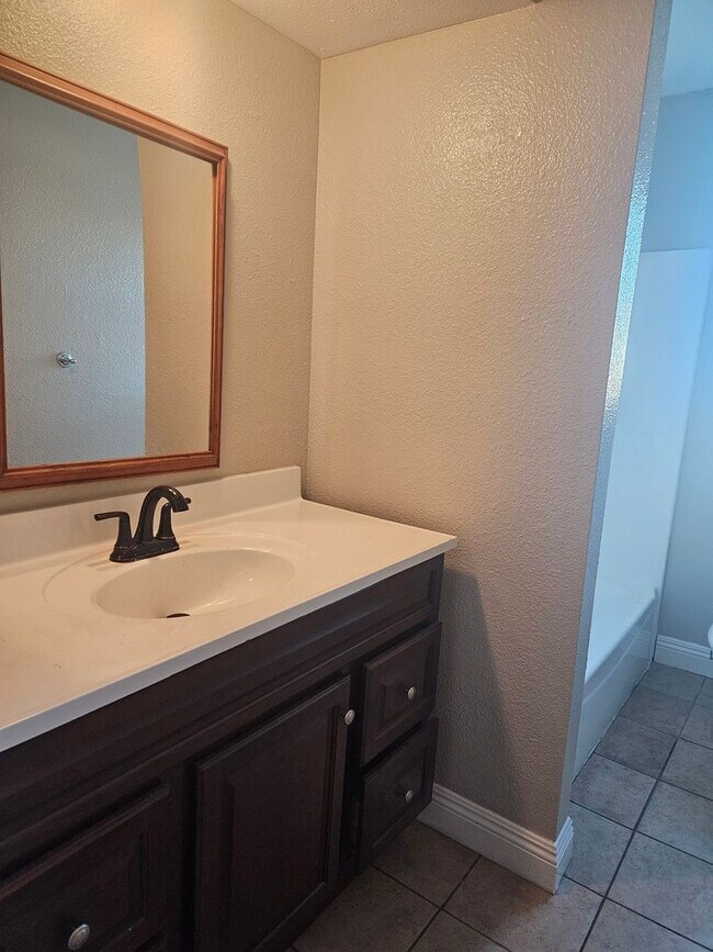 Building Photo - 15426 Perris Blvd