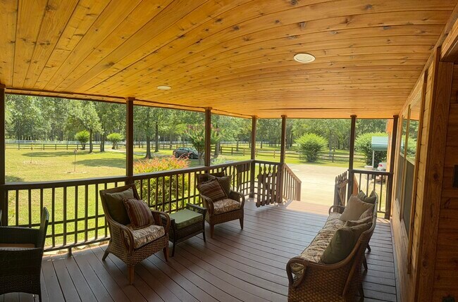 Building Photo - 24600 Oak Hollow Blvd
