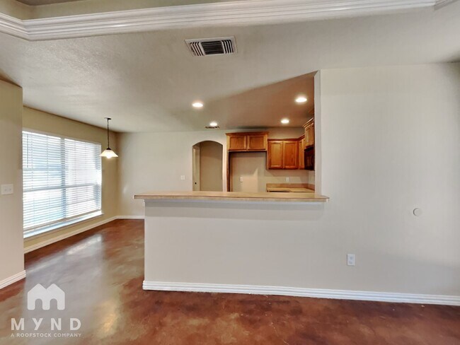 Building Photo - 111 Jolin Ln