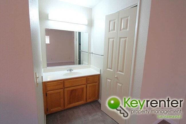 Building Photo - 8021 Sawgrass Cir