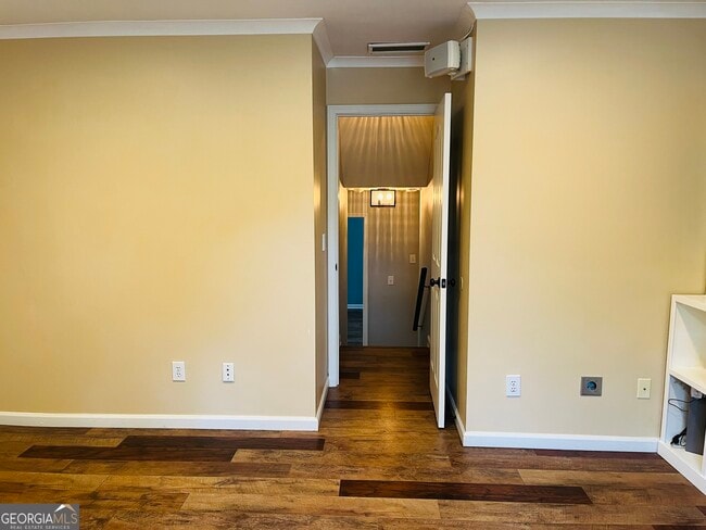 Building Photo - 55 Tyler Woods Dr