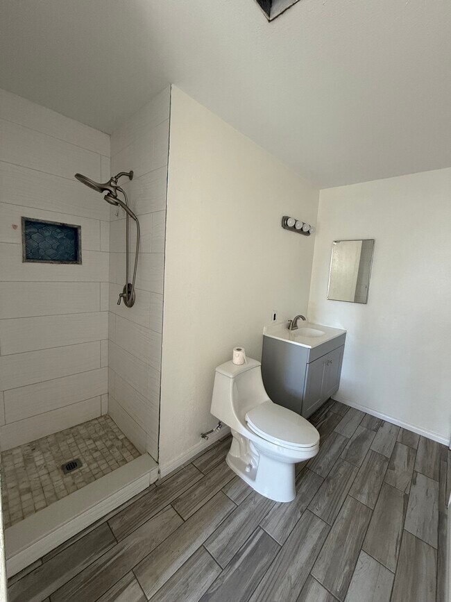 Restroom - 118 W Santa Fe Ave