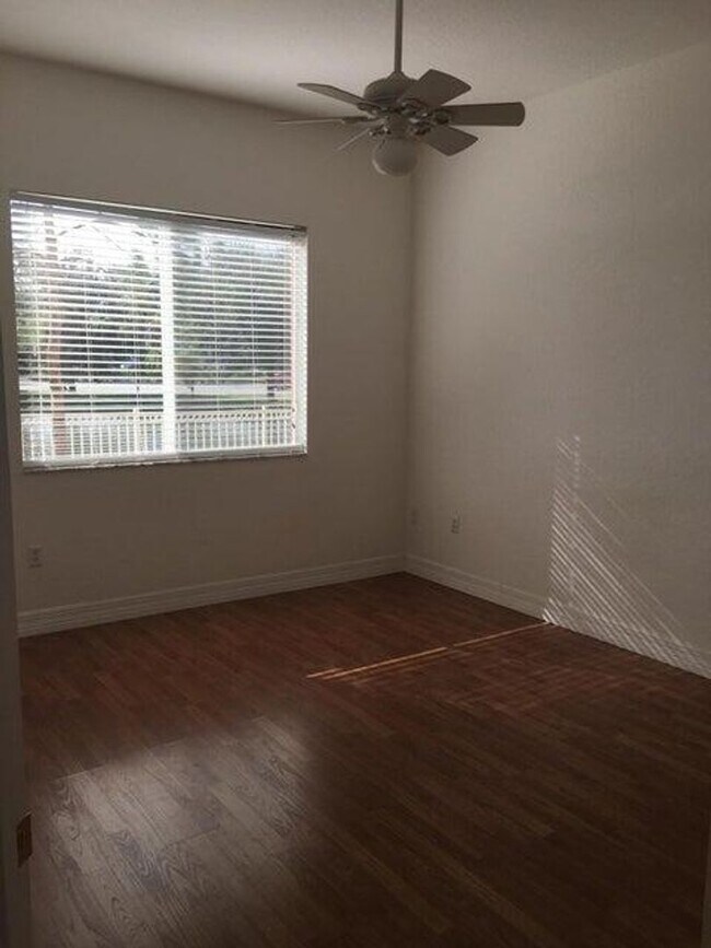 Building Photo - Annual Rental in Stuart