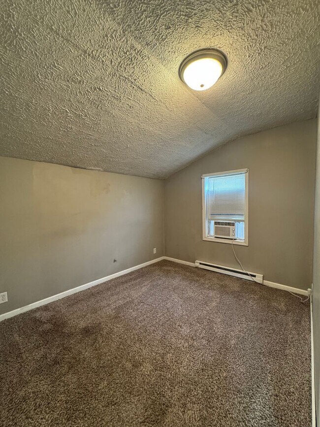 Building Photo - 26504 US-6