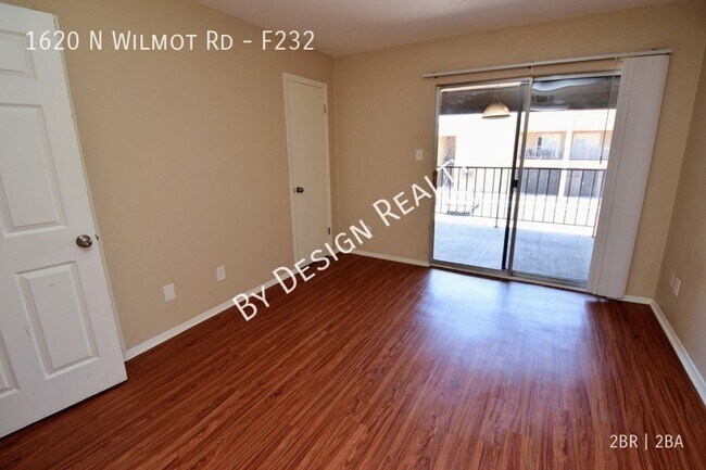 Building Photo - The Monaco Condos 2 Bed 1.5 Bath