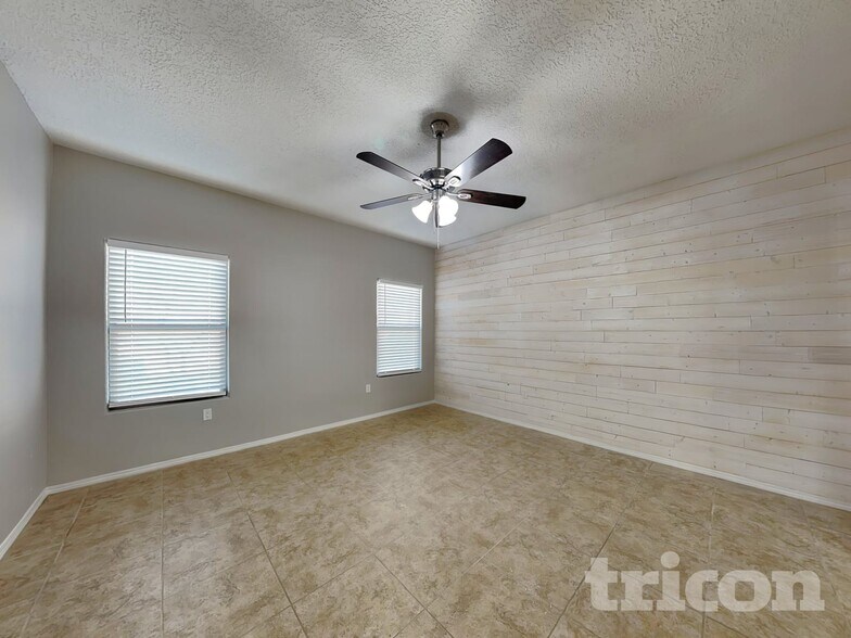 Building Photo - 1811 Camino Cancun