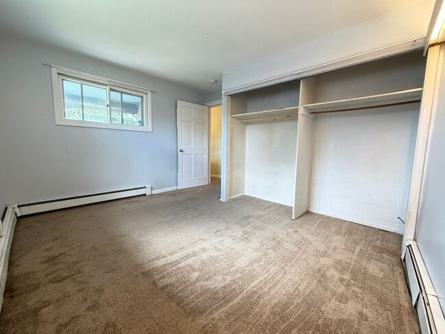 Building Photo - 3 Bedroom Walking Distance from UMD - AVAILABLE AUGUST!