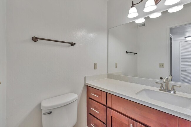 Building Photo - Sunnyvale Gem with Sleek Finishes & Though...