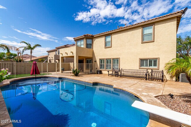 Building Photo - 3049 S Sierra Heights Cir