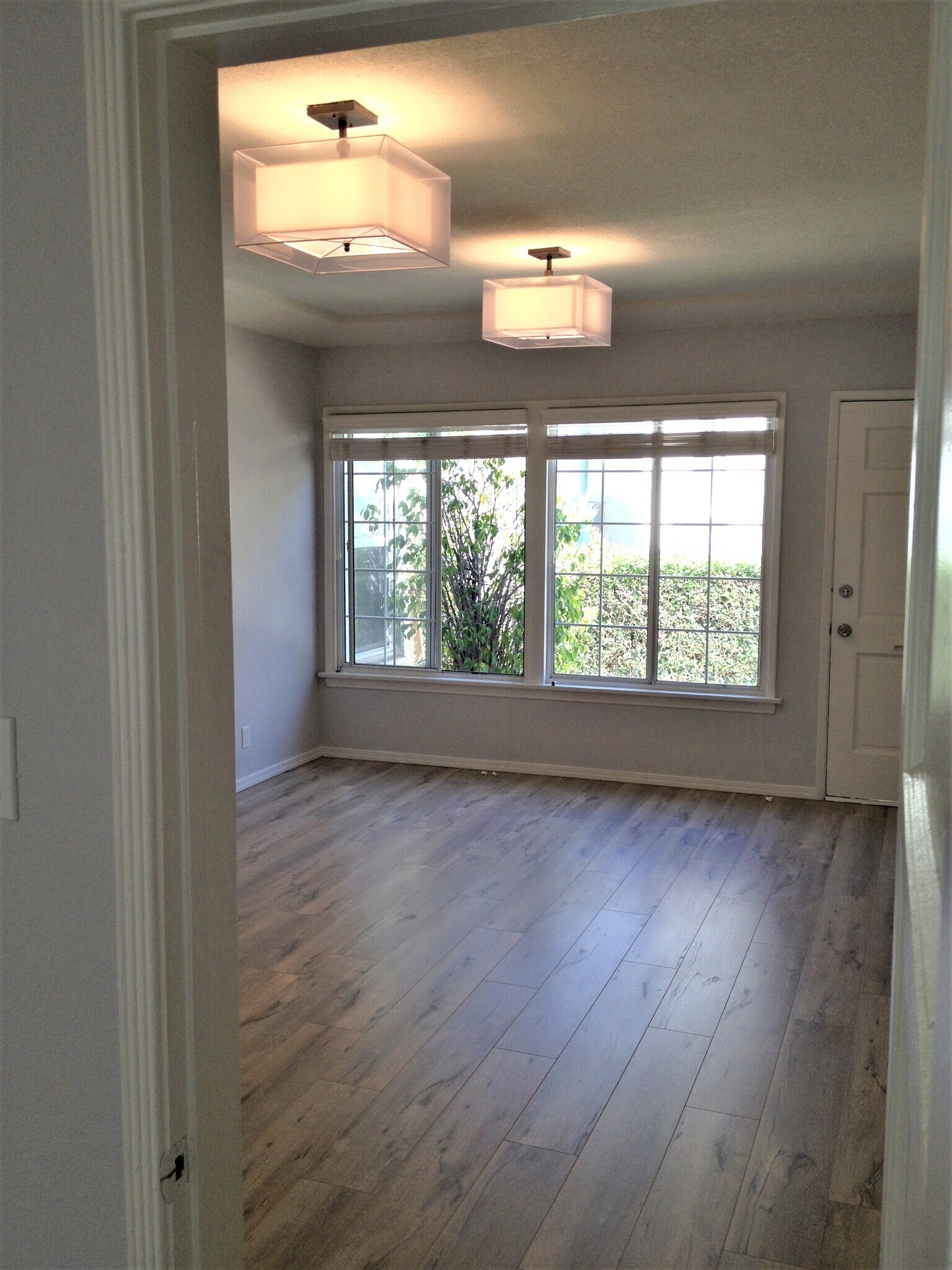 Building Photo - 5169 Pickford St