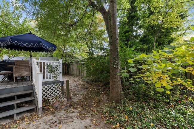 Building Photo - Norfolk Furnished rental Near ODU/NSU