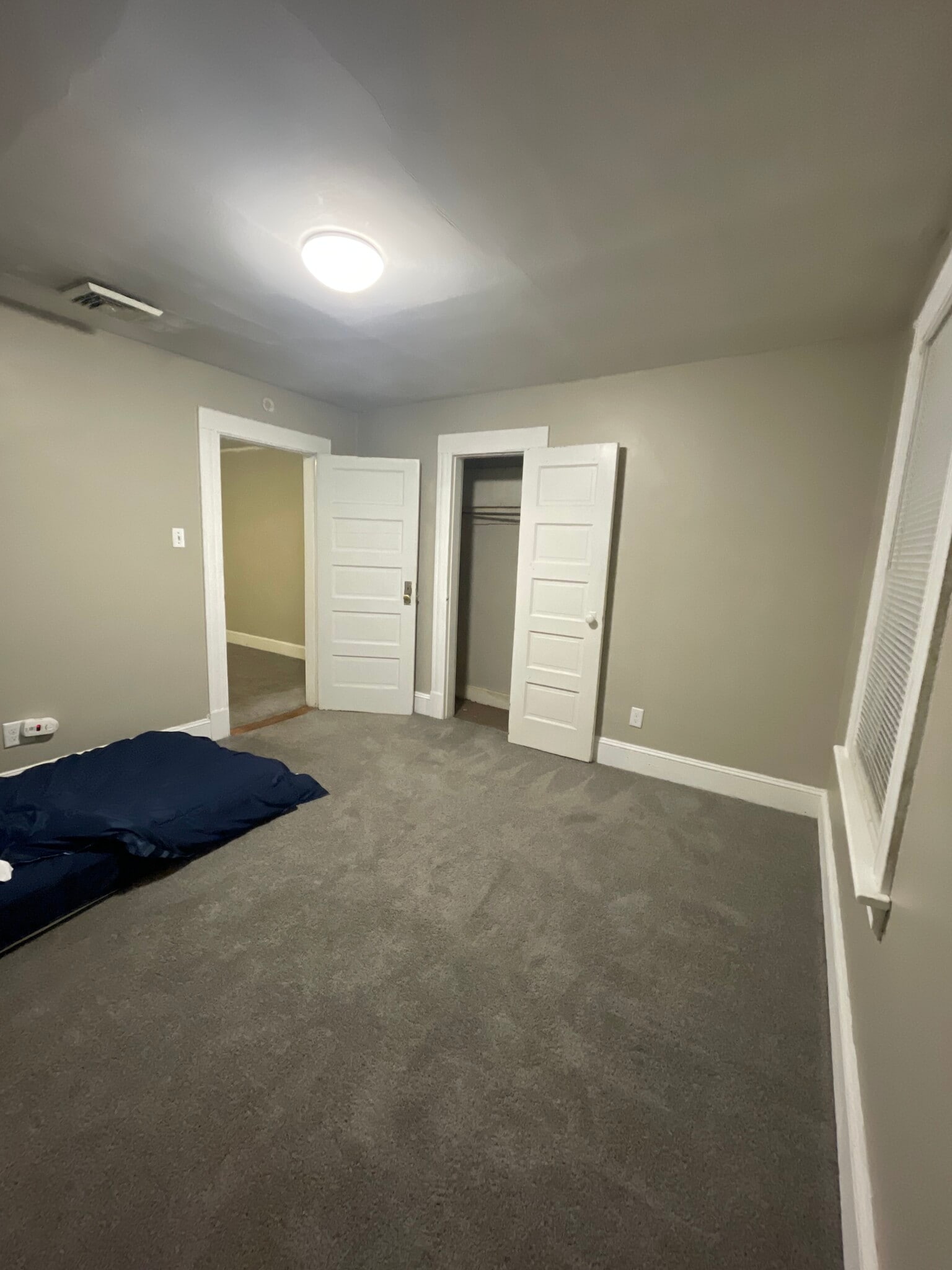 Building Photo - 256 Plank Rd