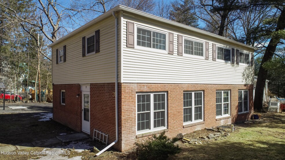 Building Photo - 39 Tannery Brook Rd