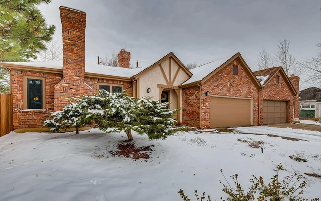 Building Photo - 4695 S Akron St