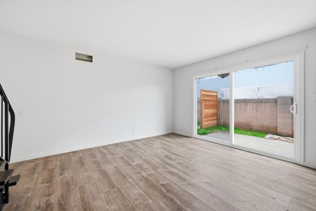 Building Photo - 1172 N Shattuck St