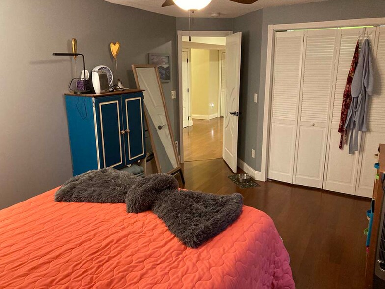 Building Photo - 9830 71st St S